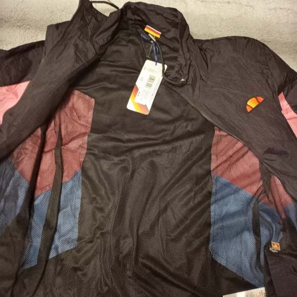 Ellesse Winbraker jacket - Picture 2 of 2